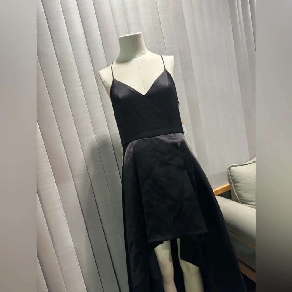 ALICE + OLIVIA by Stacey bendet dress ✨ - Picture 9 of 11